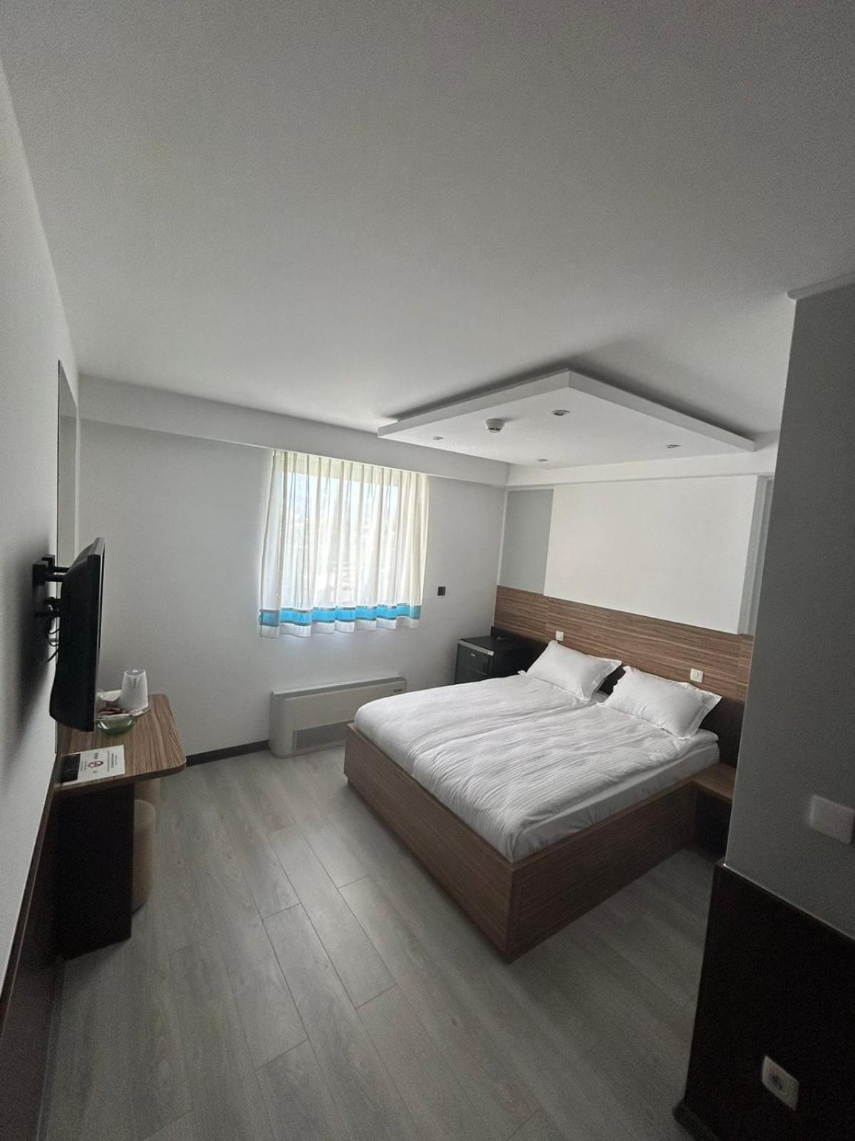 Hotel Bosna 1 Ilidža Buitenkant foto